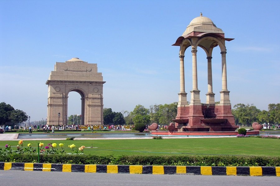 Romance of the Taj